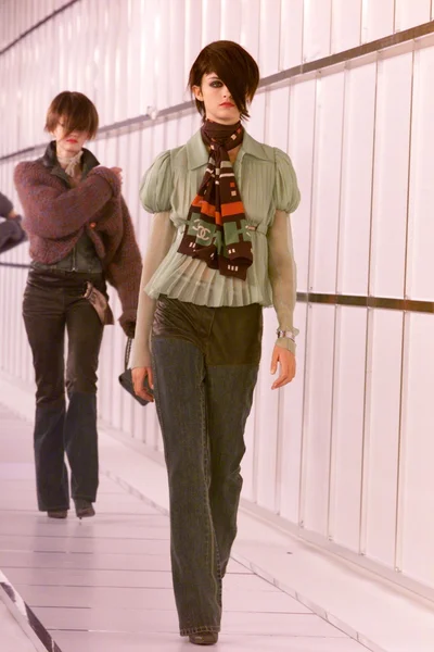 Look 42